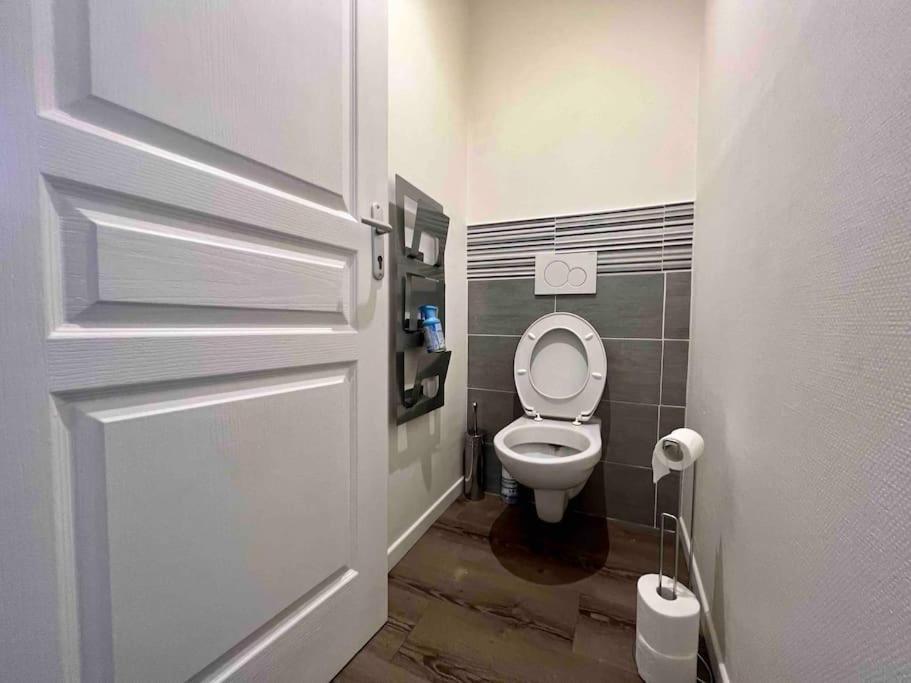 Appartement Renove / 7Prsn / Proche Gare Viotte Besancon Exterior photo